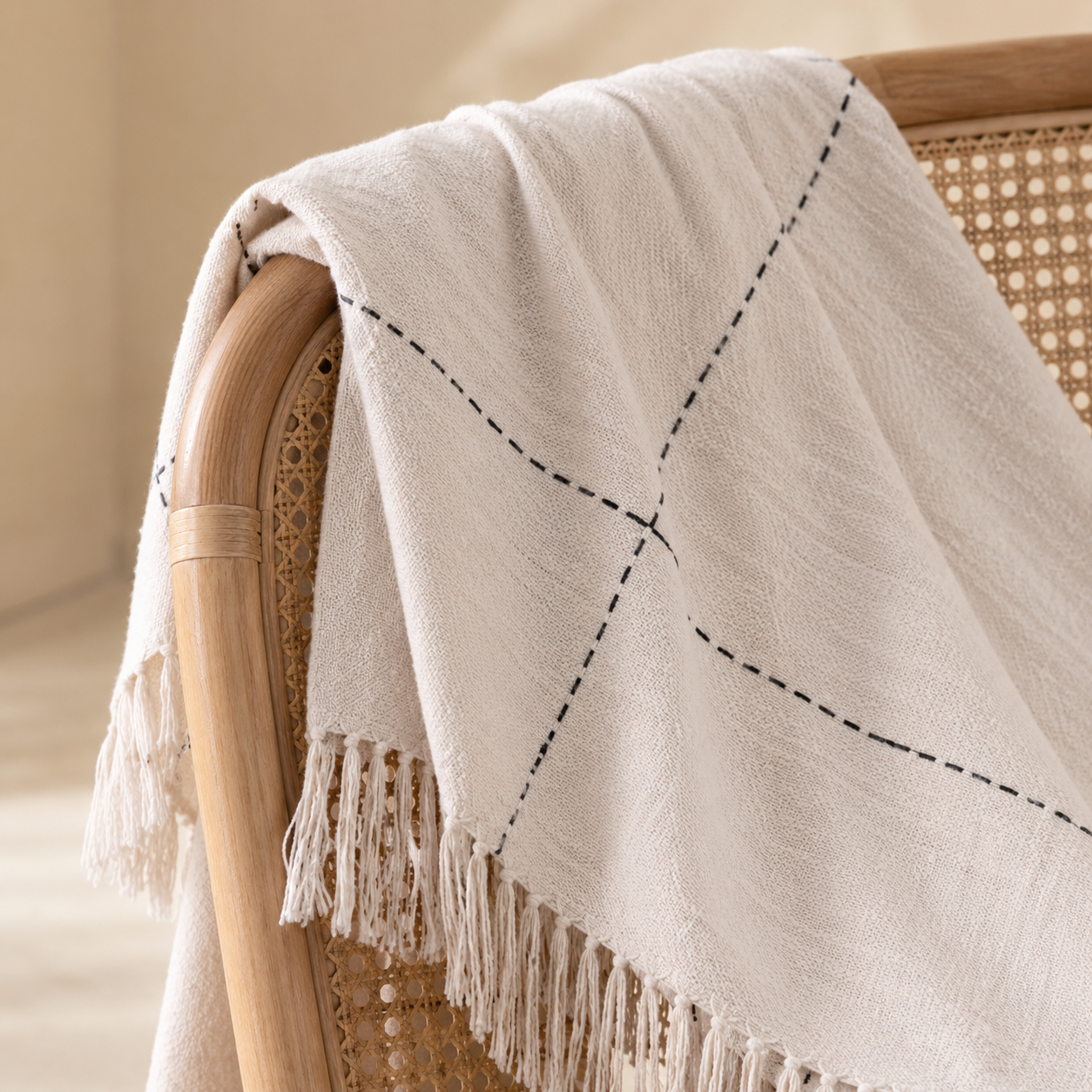 Kiara Artisan-Stitched Cotton Throw – Natural
